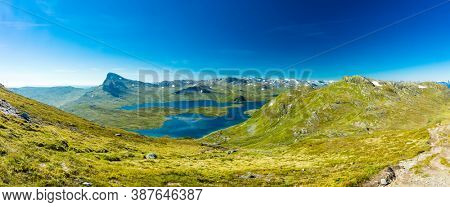 Hiking in amazing Jotunheimen National Park in Norway, Synshorn Mountain