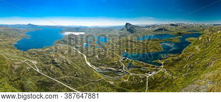 Hiking in amazing Jotunheimen National Park in Norway, Synshorn Mountain