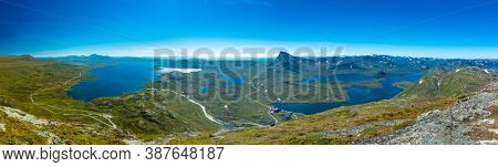 Hiking in amazing Jotunheimen National Park in Norway, Synshorn Mountain