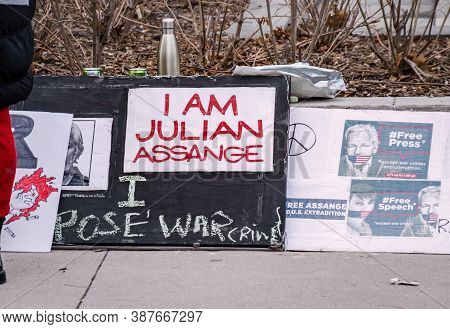 Toronto, Canada - 01 04 2020: Banners In Support Of A Renowned Activist And Founder Of Wikileaks Non