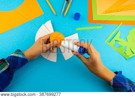 Step 6. Step By Step Instructions On How To Make A Pumpkin From Colored Paper Or Cardboard. Do It Yo