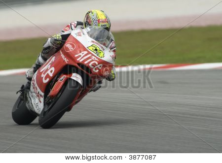 2008 Spanish Toni Elias Of Alice Team Mechanics