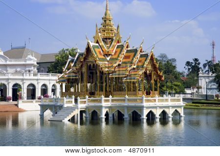 Bang Pa-in pavilon