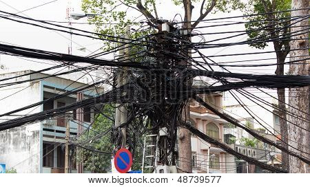 Powerline groviglio In Saigon Vietnam