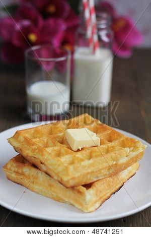 Vafler med mælk