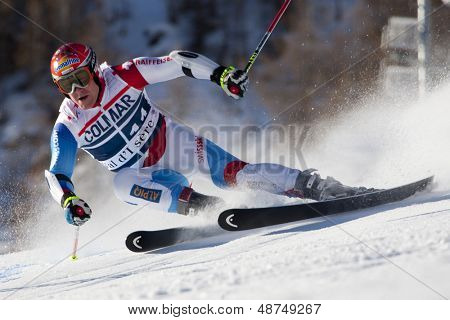วิ D'ISERE ฝรั่งเศส 11-12-2010 Didier CUCHE (สุ่ย) ความเร็วลงหลักสูตรระหว่าง sk อัลไพน์ FIS