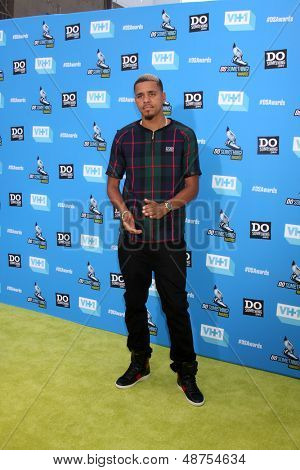 LOS ANGELES - Temmuz 31: J. Cole 2013 yapmak bir şey Ödülleri'nde Avalon 31 Temmuz 201 üzerinde gelir