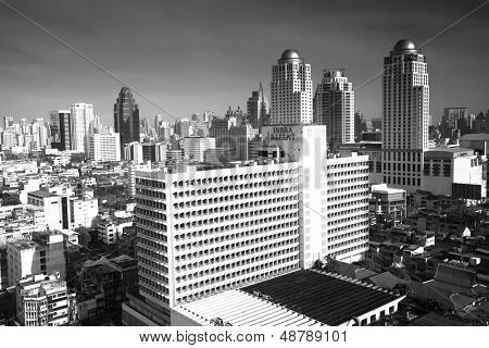 BANGKOK - APR 23: Widok na miasto z Bayok Sky hotel (b / zdjęcie) na 23 Kwiecień 2012 w Bangkoku, Th