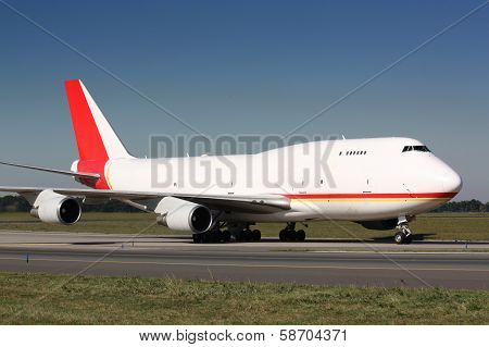Cargo plane