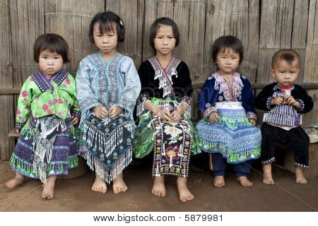 Děti z Asie, etnické skupiny Meo, Hmong