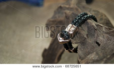 leather men bracelet