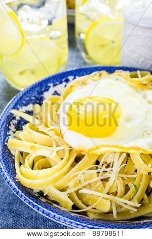 Pasta With Crispy Eggs
