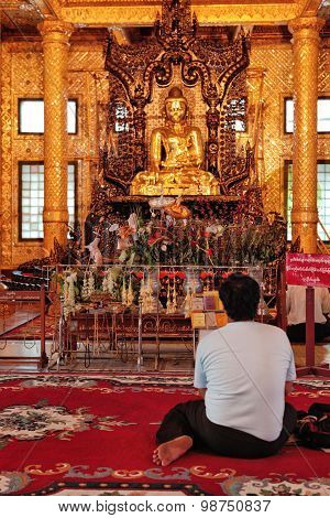 Inside Botataung Pagoda, Yangon