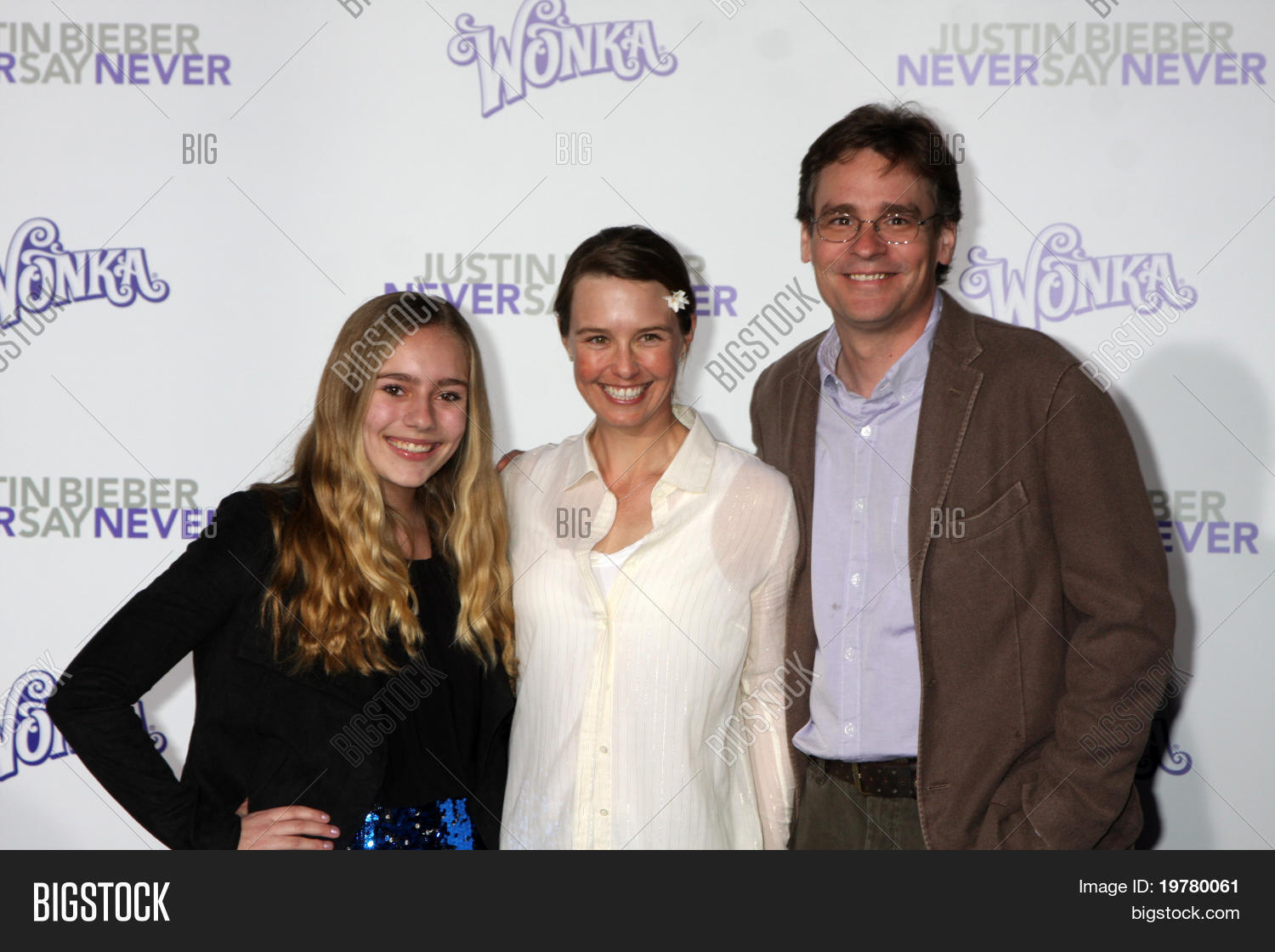 los-angeles-feb-8-image-photo-free-trial-bigstock