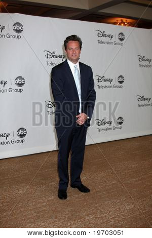 LOS ANGELES, CA - AUG 1: Matthew Perry bei den Disney / ABC Summer Press Tour am 1. August 2010 in 