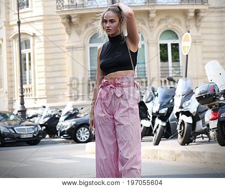 PARIS- 21 June 2017 Woman on the street during the Paris Fashion Week
