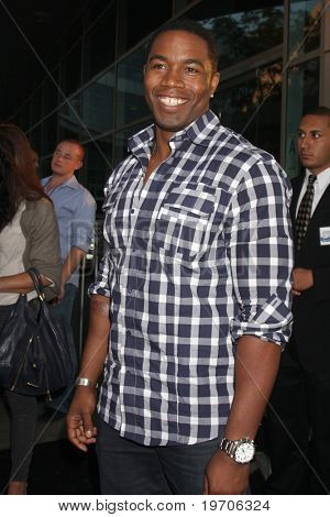 LOS ANGELES - AUGUST 4:  Michael Jai White arrives at the 