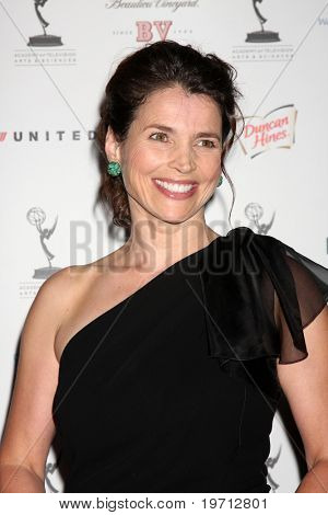 LOS ANGELES - AUG 27: Julia Ormond ankommer til 62 Primetime Emmy Awards kunstnere kandidat Rec