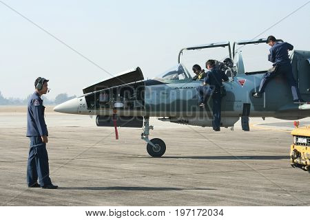 Technical Team  Of L-39 Albatros Of Royal Thai Air Force.