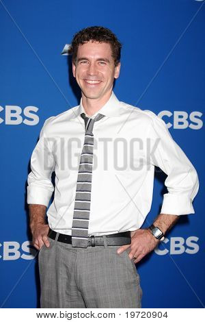 LOS ANGELES - Eylül 16: Brian Dietzen The Colony CBS Güz parti 2.010 1 Eylül gelir