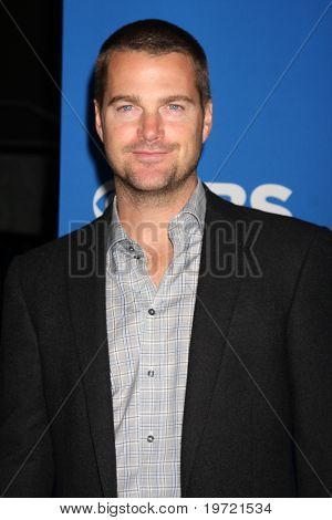 LOS ANGELES - září 16: Chris O'Donnell dorazí na CBS podzim 2010 strana v The Colony na září