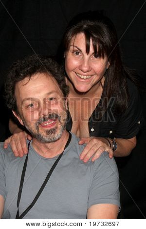 LOS ANGELES - OCT 9: Elaine Aronson. Curtis Armstrong na Hollywood Show v Marriott konvence 