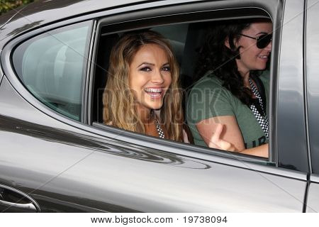 LOS ANGELES - 23 Ekim: Chrishell Stause R, 