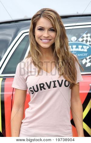 LOS ANGELES - 23 Ekim: Chrishell Stause R, 