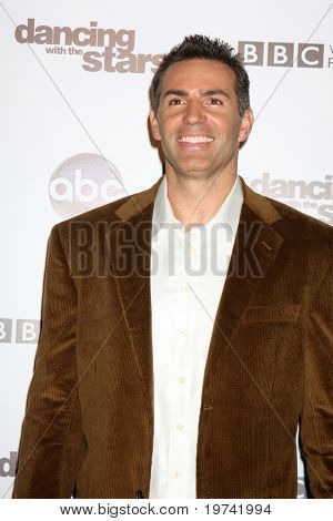 LOS ANGELES - NOV 1: Kurt Warner kommt bei den Dancing With The Stars 200.-Show-Party am Boulevard
