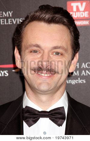 LOS ANGELES - NOV 4: Michael Sheen přijíždí na 19 roční BAFTA Los Angeles Britannia Awards na