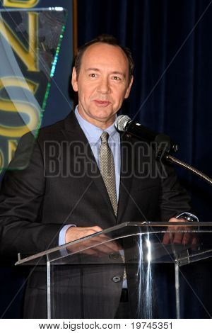 LOS ANGELES - NOV 9: Kevin Spacey auf die Hollywood Foreign Press Association (HFPA) Cecil B. DeMi's