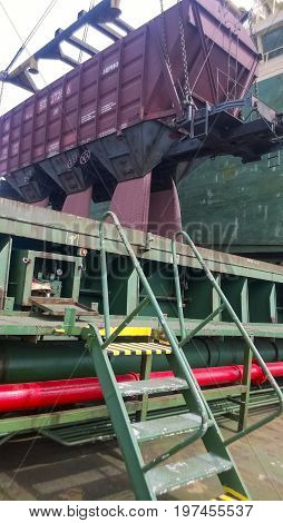 The Precipitation Of Grain From The Car Into The Hold Of The Tanker. Grain Filling Of The Cargo Comp