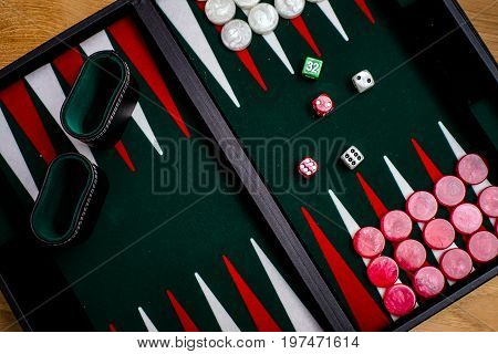 Box For Playing Tables With Green Inside Surface