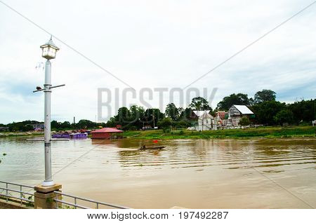 Along this Present day we got the moment of environment of the river that seem important  for people with Sakaekrang River This Picture can be Improve us to motive work on the next generation of humanity future.