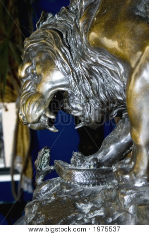 Escultura de bronce