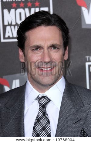 LOS ANGELES - 14 JAN: Jon Hamm arrive au 16th Annual Critics' Choice Movie Awards à la Hollyw