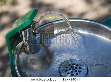 public spring water dispenser fountain water-shoot fount