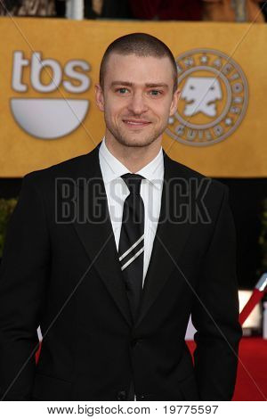 LOS ANGELES - Feb: Justin Timberlake kommt in 2011 Screen Actors Guild Awards am Schrein A