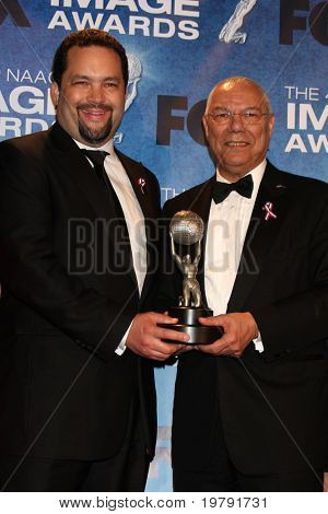 LOS ANGELES - 4: Benjamin Todd zazdrosny, Colin Powell w sali prasowej 42 Ḩawār NAACP Image