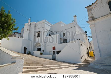 Characteristic alleyway of Massafra. Puglia. Southern Italy.
