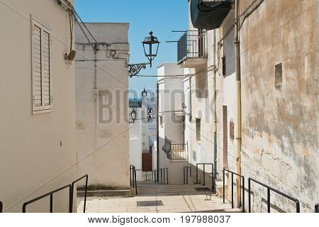 Characteristic alleyway of Massafra. Puglia. Southern Italy.