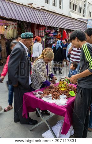 Aug 2017, Kashgar, Xingjiang, China: The Famous Sunday Market Of Kashgar, A Popular Destination Alon