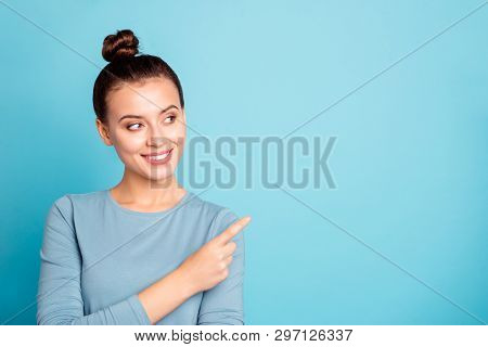 Close Up Photo Beautiful Amazing Cute She Her Lady Arm Hand Finger Indicate Empty Space Toothy Advis