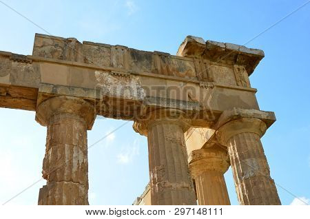 Selinunte, Sicily. Temple Of Hera, Ancient Greek Ruins In Italy, Doric Architecture