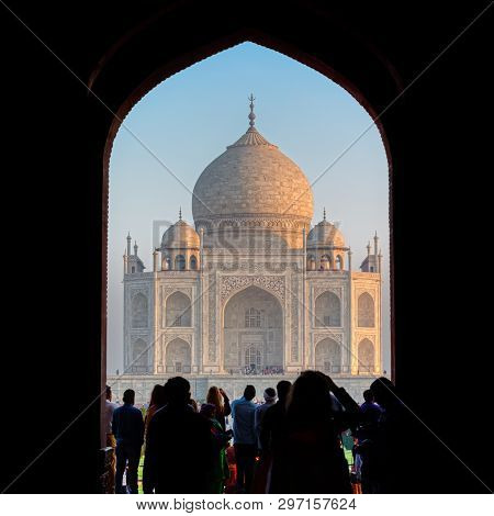 Agra, India - March 5 2018: Tourists Sighteseeing And Exploring At The Entrance Of The Famous Taj Ma