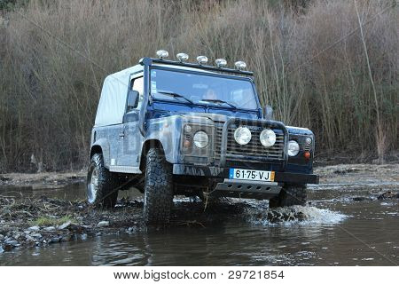 Portekizce 4 X 4 yarış macera