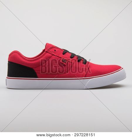 Vienna, Austria - August 7, 2017: Dc Tonik Tx Red And Black Sneaker On White Background.