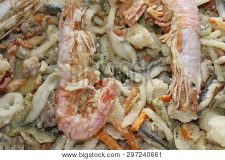 Mixed Deep-fried Fish, Shrimp And Squid Platter