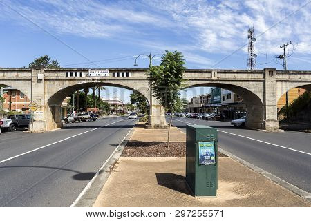 Grafton, Australia - April 9, 2019: View Of The Superb Railway Viaduct Crossing Prince Street In Cen