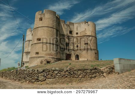 Castle Made In The Gothic Period And Enlarged After Later Centuries In The Manueline Style At Evoram